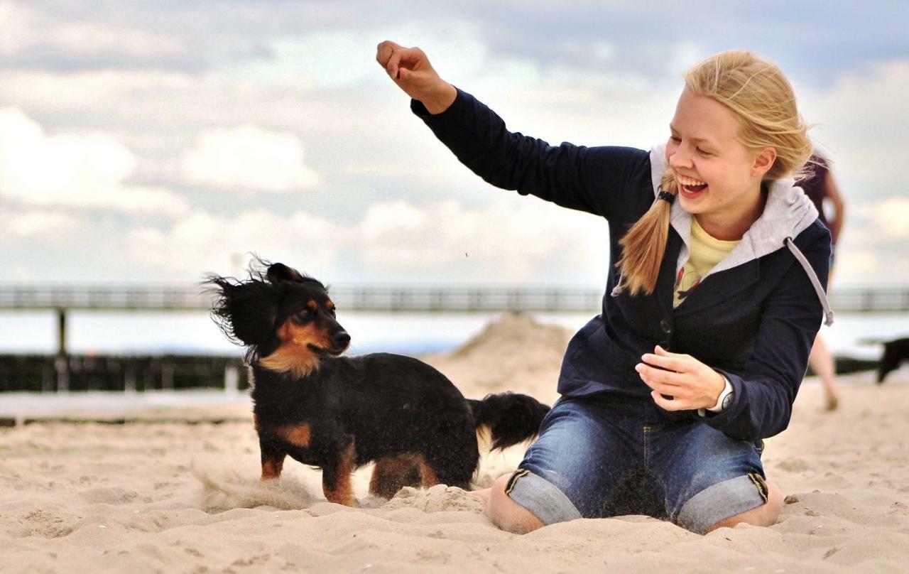 Strandnahe Ferienwohnungen Mit Garten Koserow エクステリア 写真
